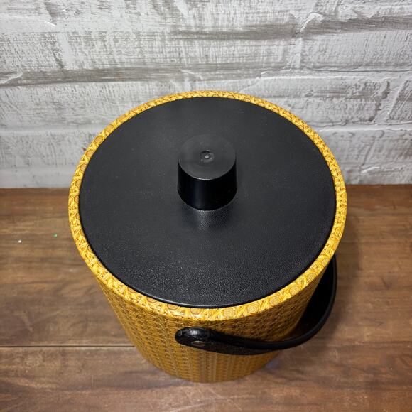 Vintage Irvinware Wicker Rattan Cain Ice Bucket - Picture 2 of 6